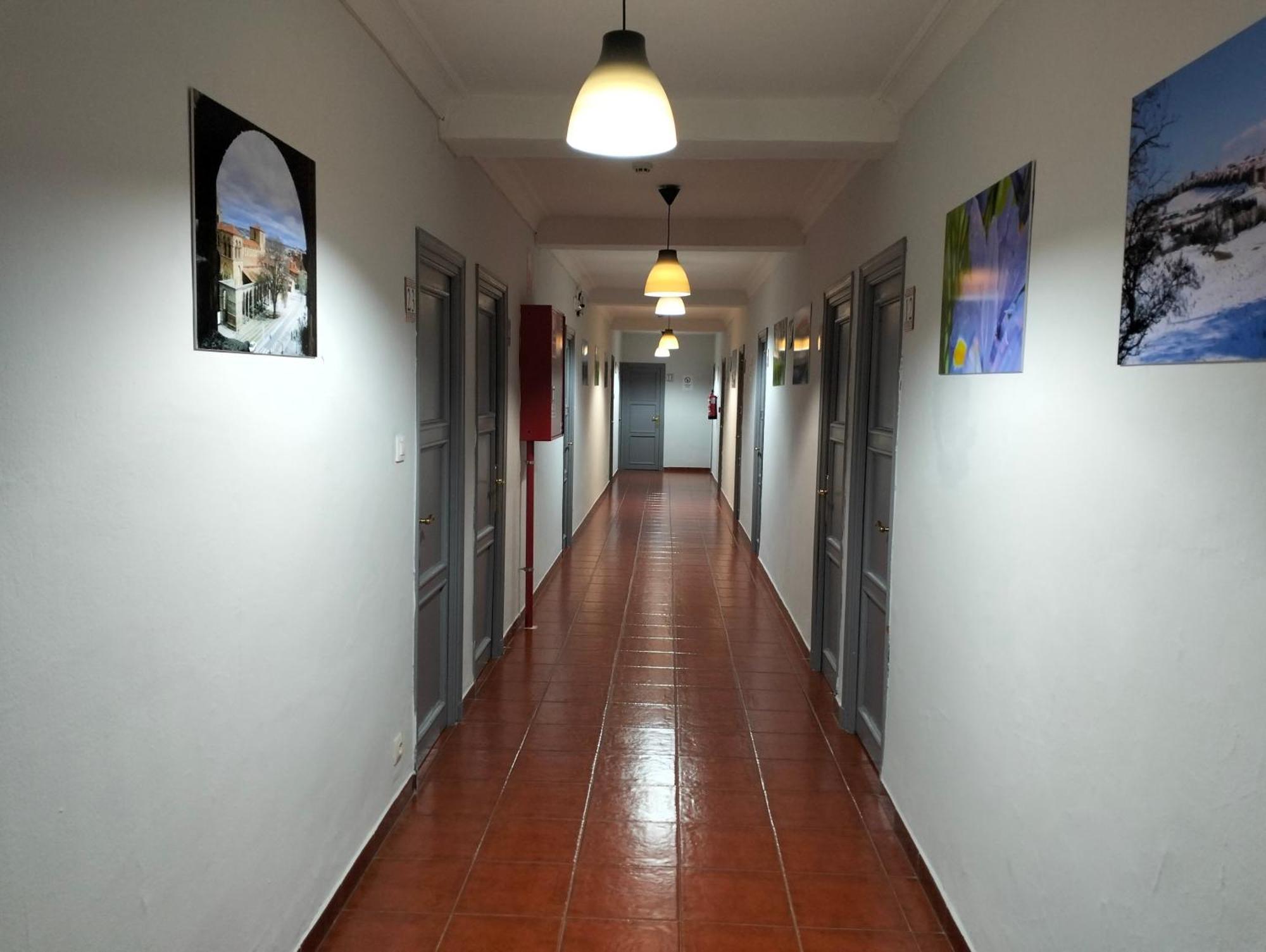 Hostal La Estación Ávila Exterior foto
